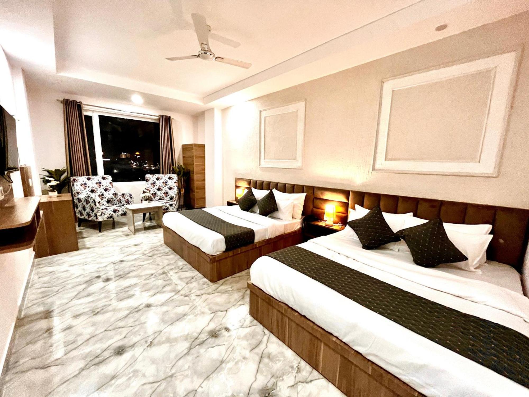 Hotel The Meridian - A Four Star Luxury Hotel, Haridwār Екстериор снимка