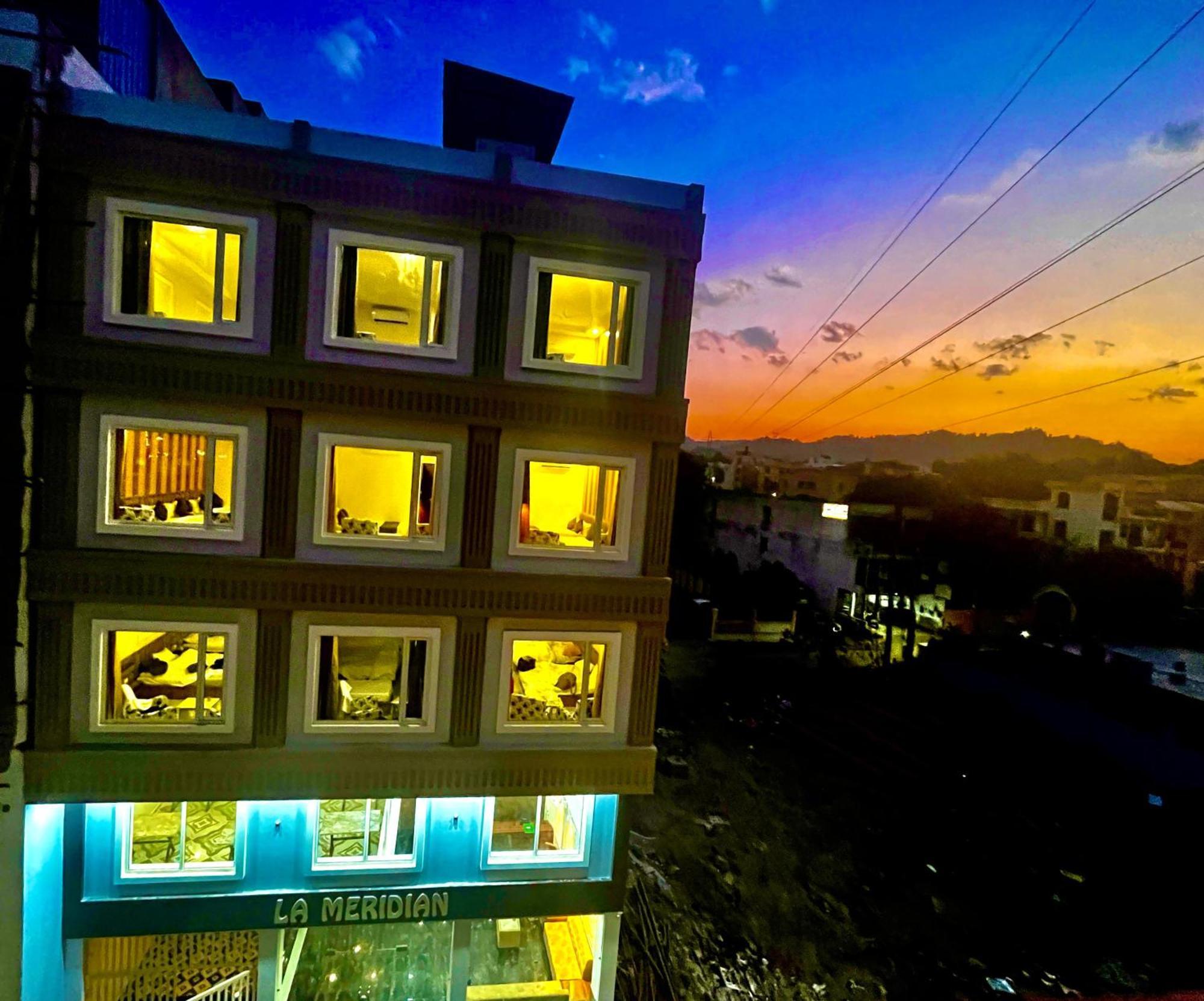 Hotel The Meridian - A Four Star Luxury Hotel, Haridwār Екстериор снимка